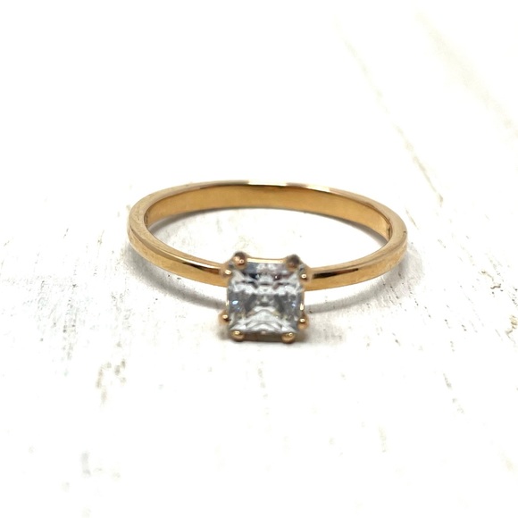 SWAROVSKI crystal ring in rose gold, size 60 or 9 - Picture 1 of 11